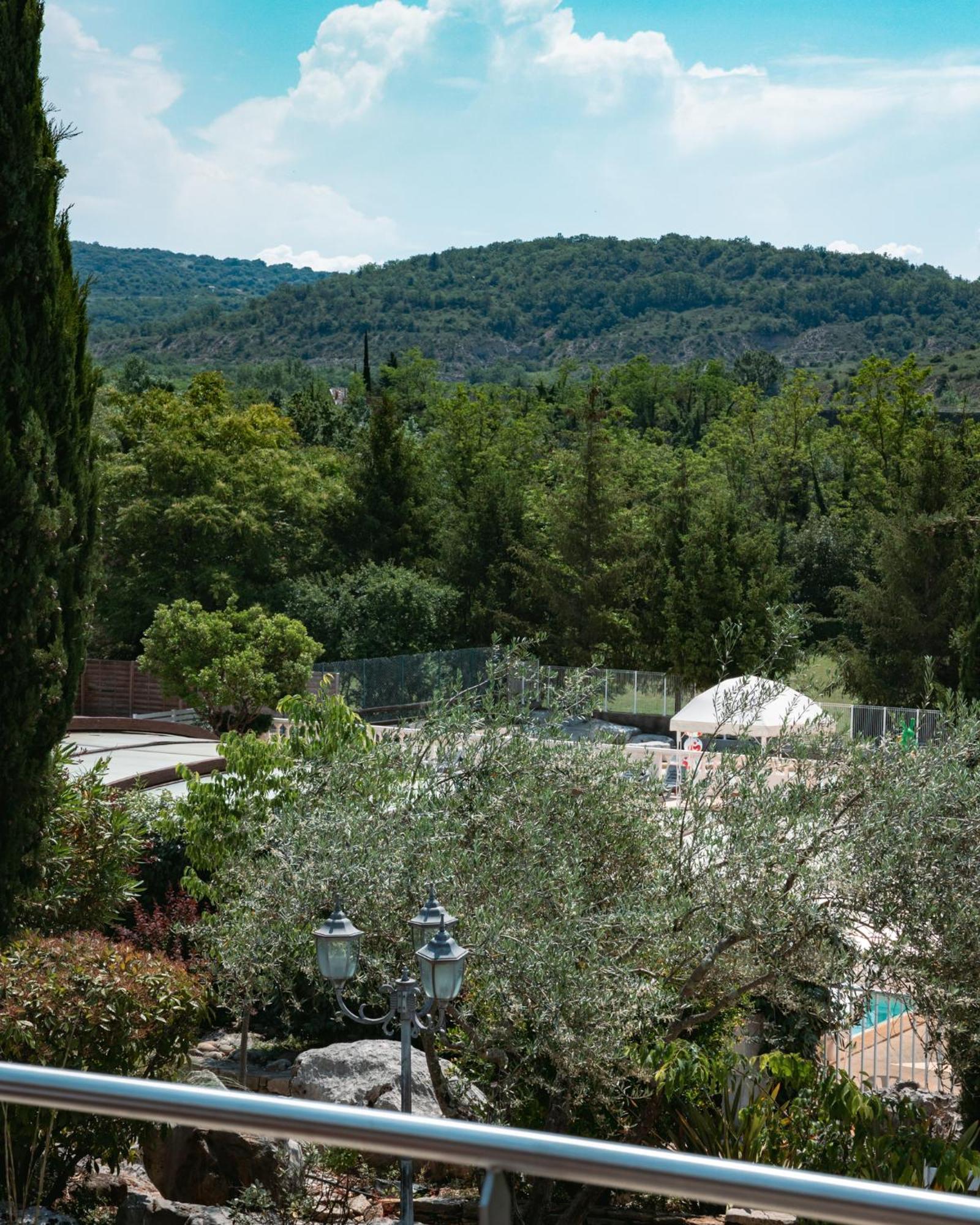 Hotel Du Cros D'Auzon Saint-Maurice-d'Ardeche Exterior photo